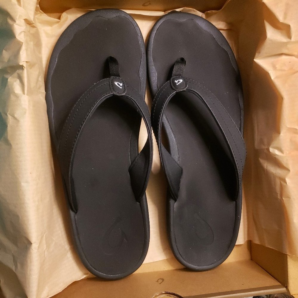 OluKai ‘Ohana Women’s Beach Sandals